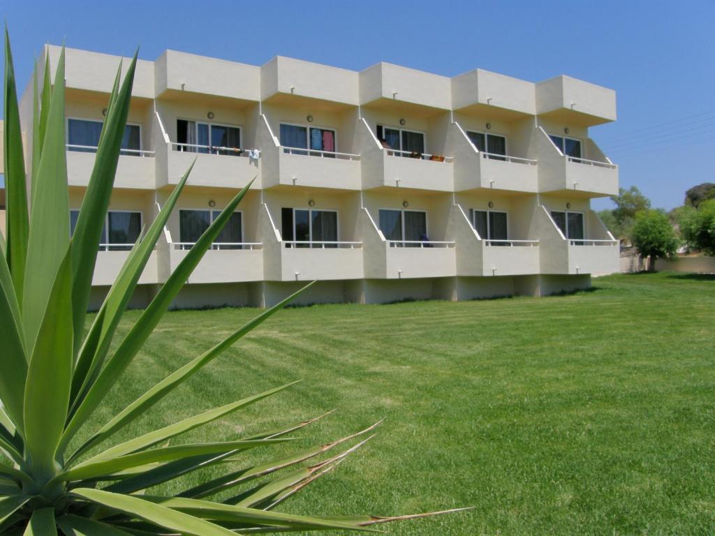 Relax Hotel Колимбия Экстерьер фото