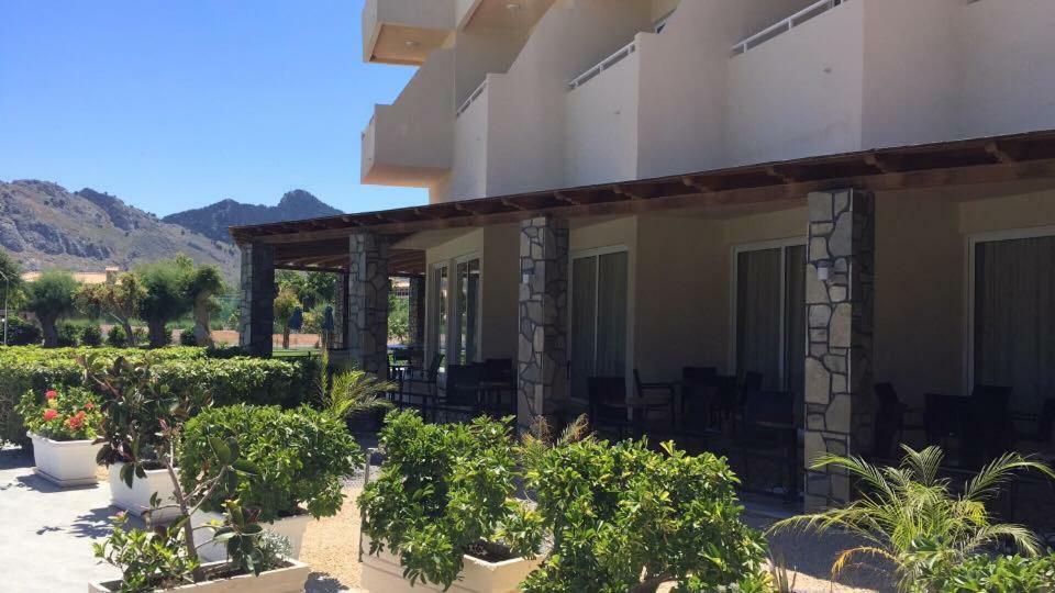 Relax Hotel Колимбия Экстерьер фото